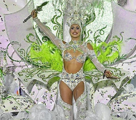 Estrella Jiménez de Bruin, koningin van het carnaval van Maspalomas 2026